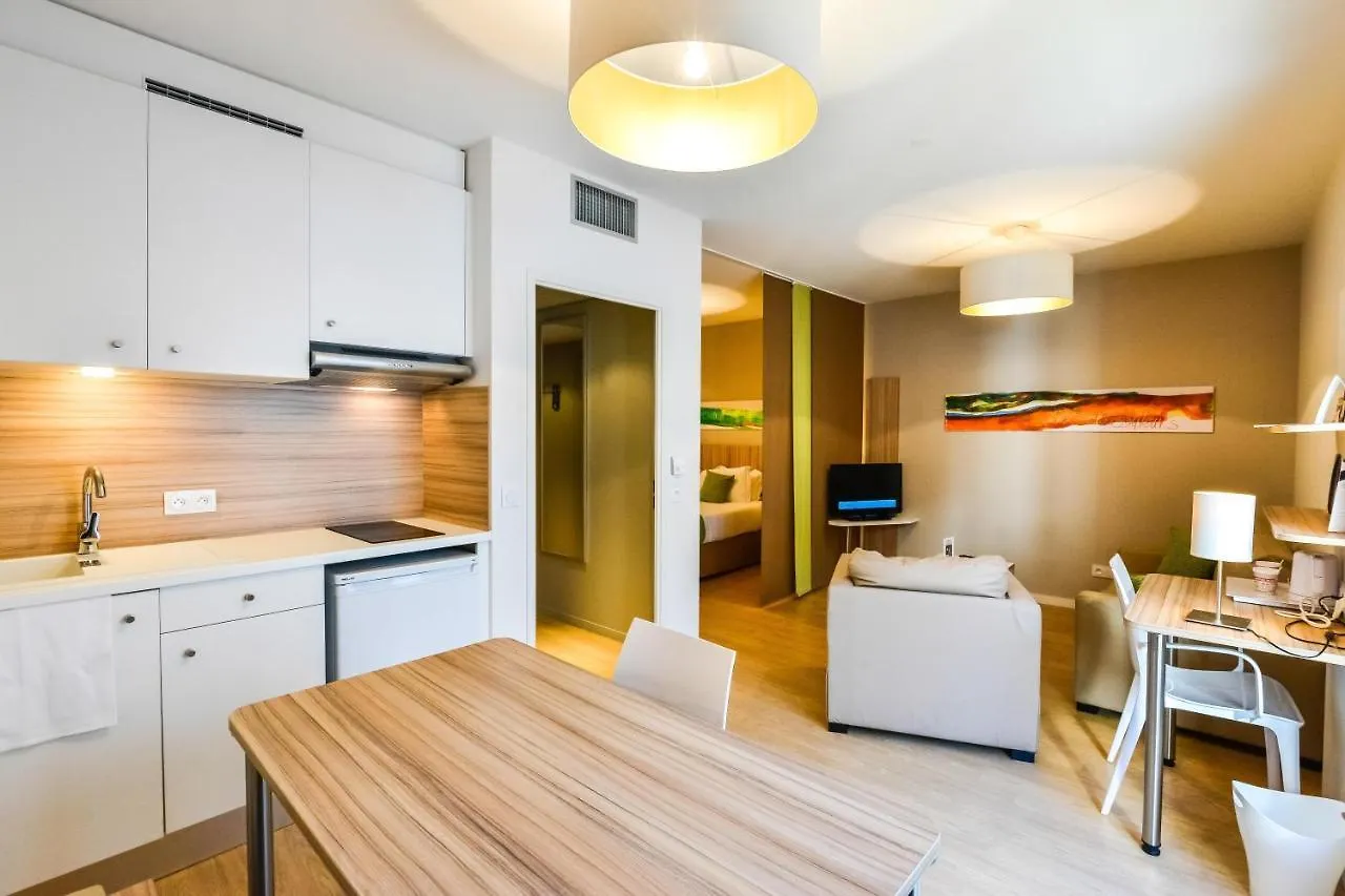 Appart Hotel Q7 Lodge Lyon 7 Aparthotel