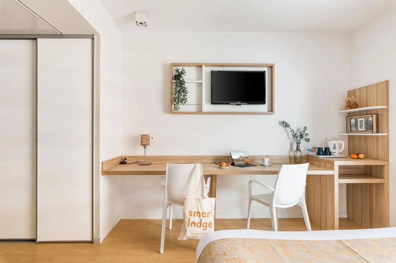 **** Aparthotel Appart Hotel Q7 Lodge Lyon 7 France