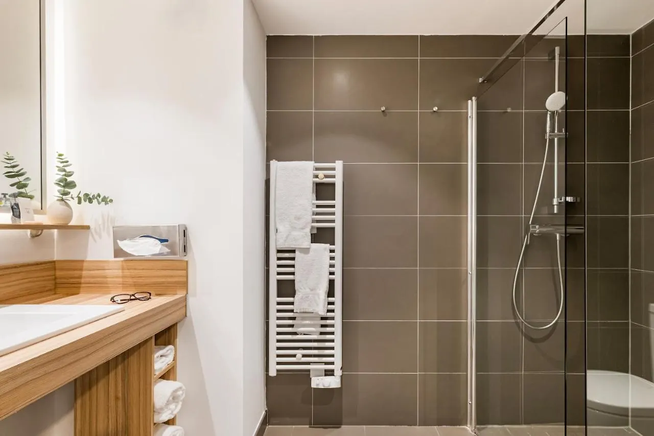 **** Aparthotel Appart Hotel Q7 Lodge Lyon 7 France