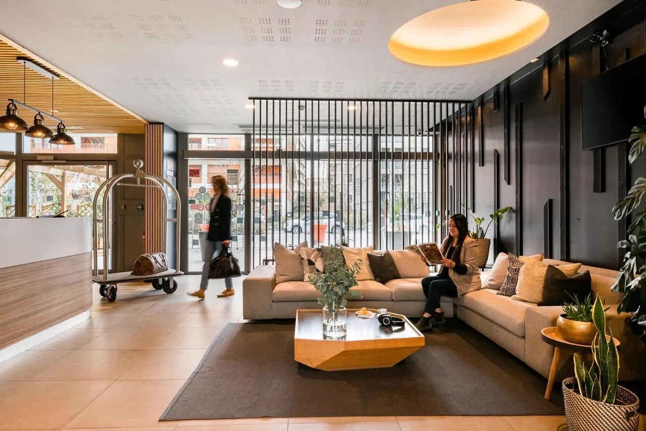 Appart Hotel Q7 Lodge Lyon 7 צרפת