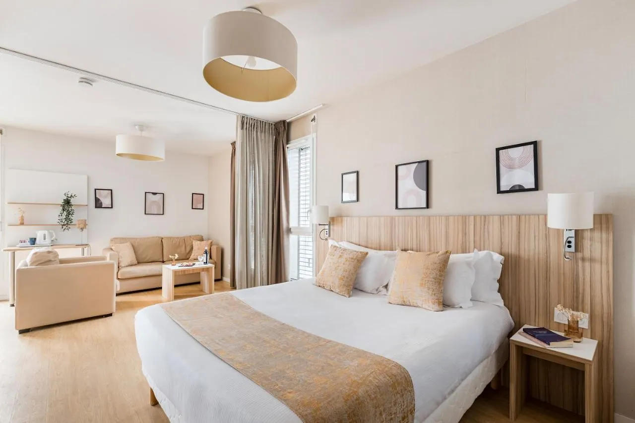 Appart Hotel Q7 Lodge Lyon 7 Lägenhetshotell